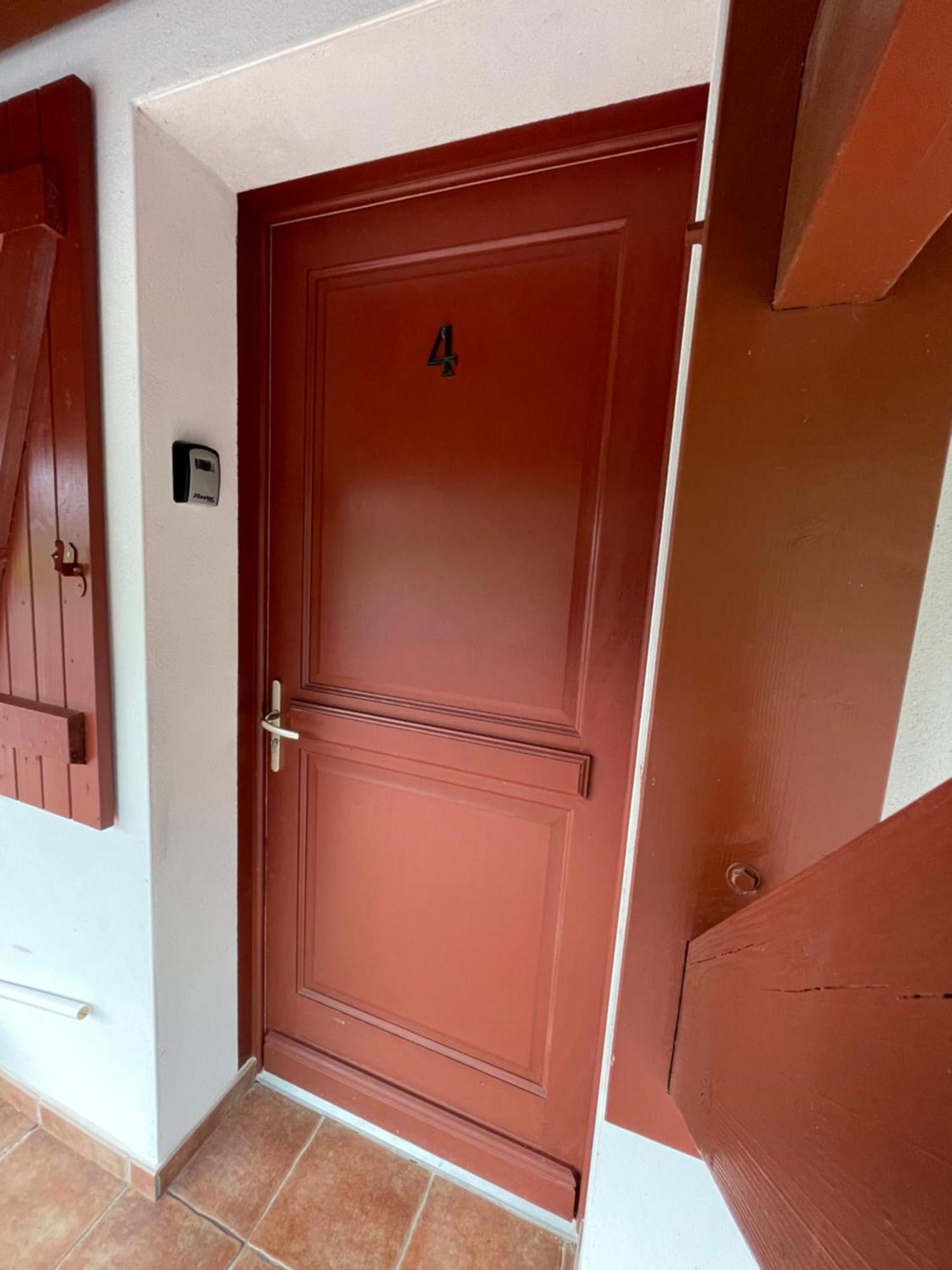 Chambres Zazpiak Saint-Jean-Pied-de-Port Room photo